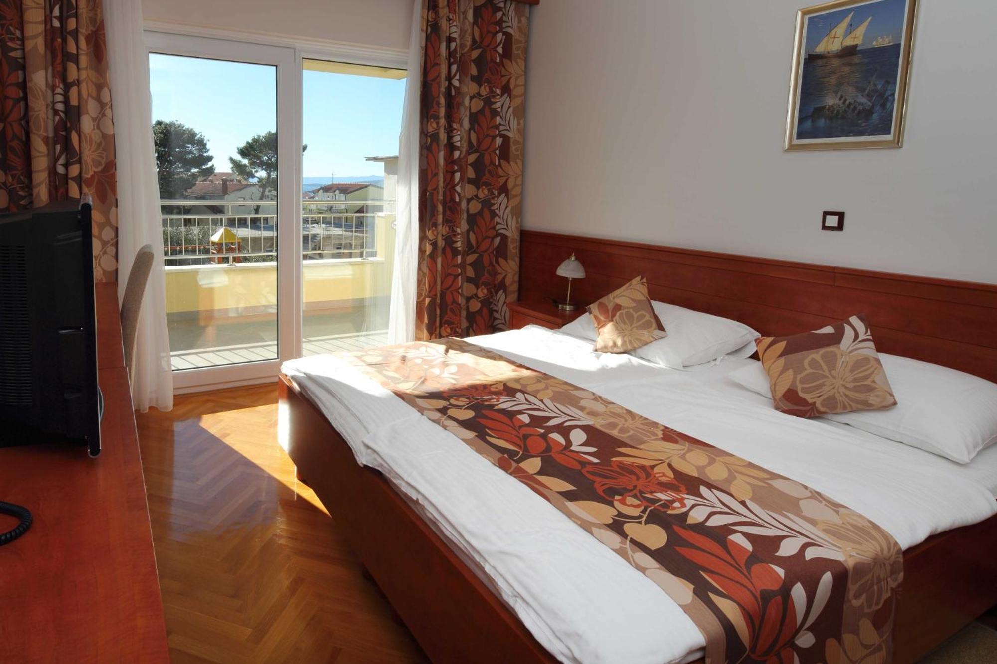 Bed and Breakfast Dorijini Dvori Башка-Вода Номер фото