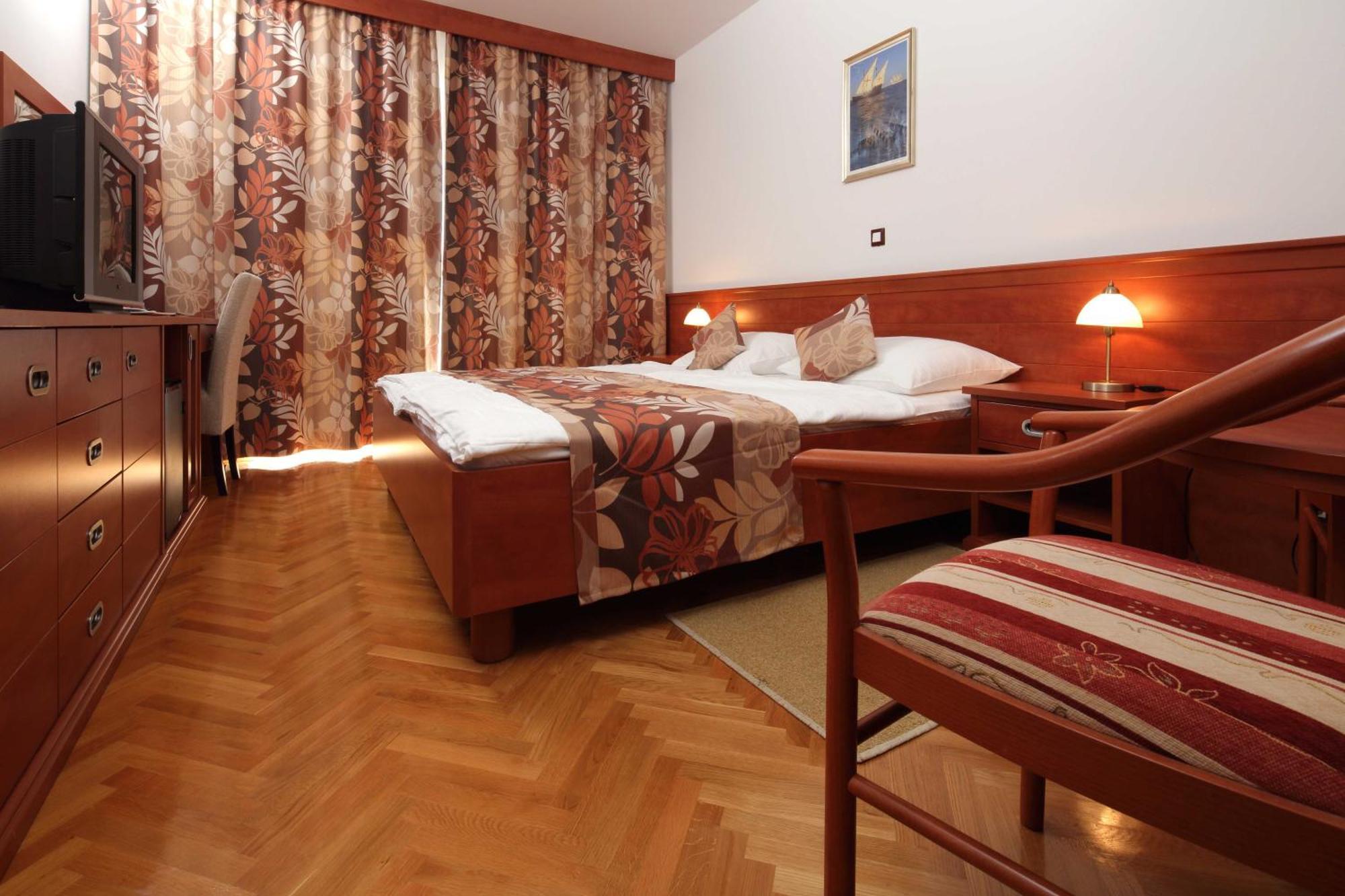 Bed and Breakfast Dorijini Dvori Башка-Вода Номер фото