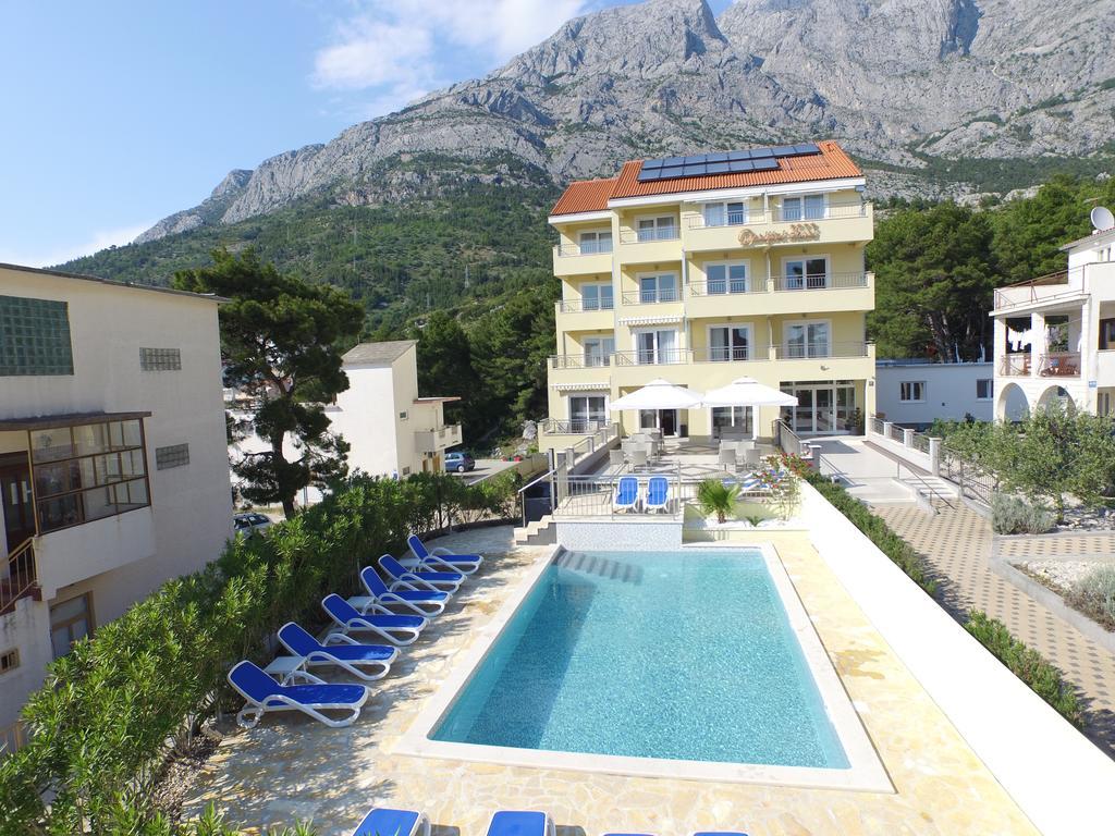 Bed and Breakfast Dorijini Dvori Башка-Вода Екстер'єр фото