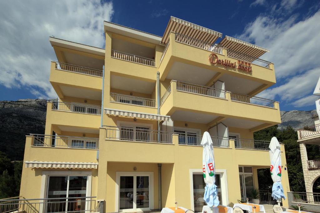 Bed and Breakfast Dorijini Dvori Башка-Вода Екстер'єр фото